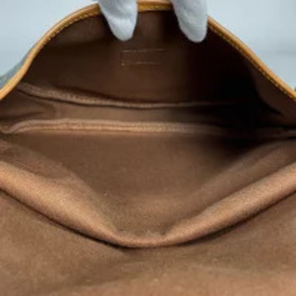 Louis Vuitton Saumur Crossbody Shoulder Bag Monogram Brown - Picture 7 of 7